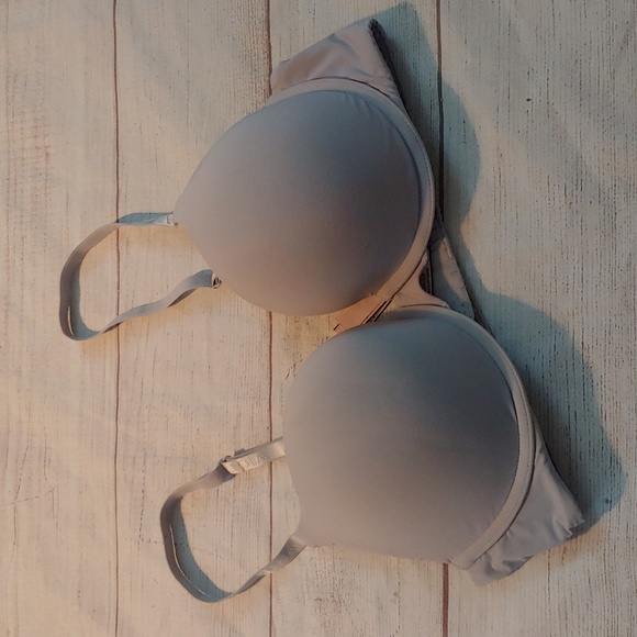 VICTORIA'S SECRET LILAC GRAY PUSH-UP UNDERWIRE BRA - Picture 1 of 7